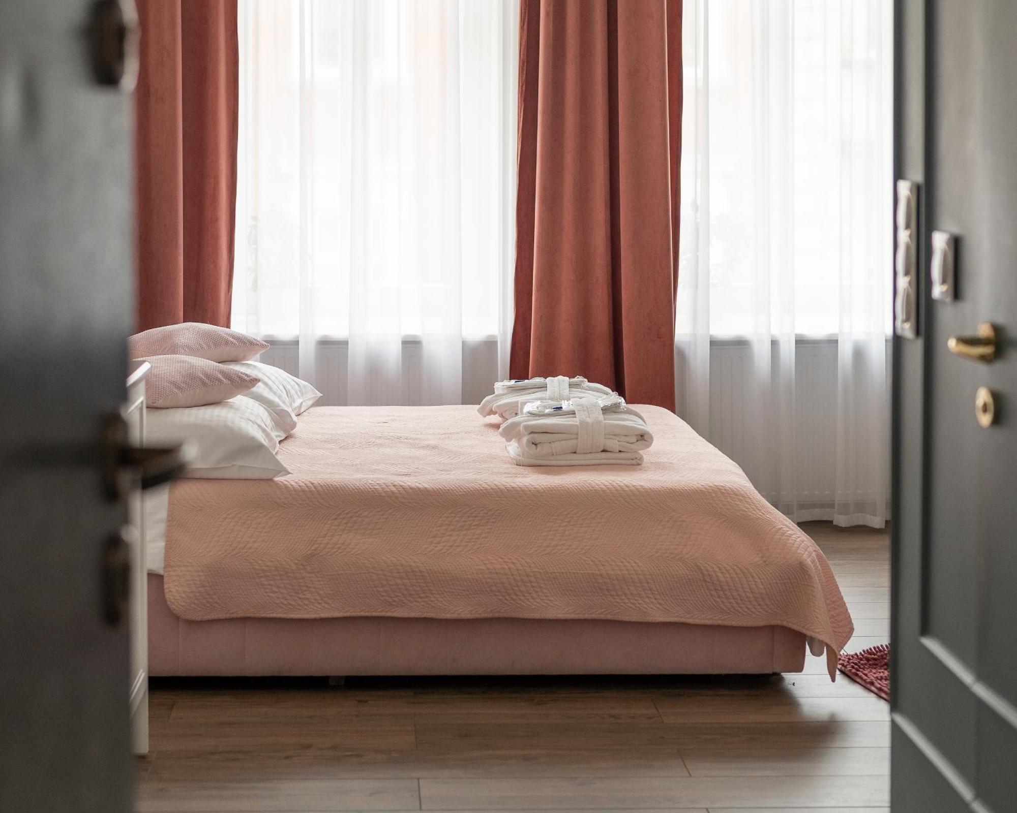 Apartament Glamour Prywatne Jacuzzi Starowislna Krasków Eksteriør bilde